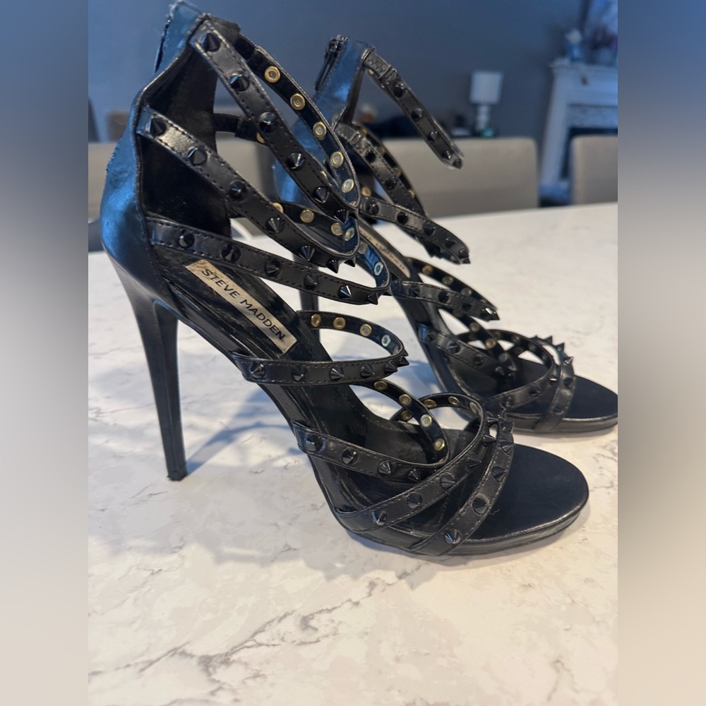 Steve Madden Black Strappy Spike Leather Heels